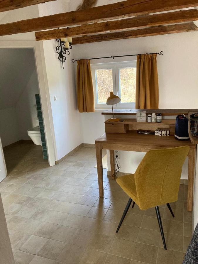 Ferienhaus Thonjoergl Gnas Екстериор снимка